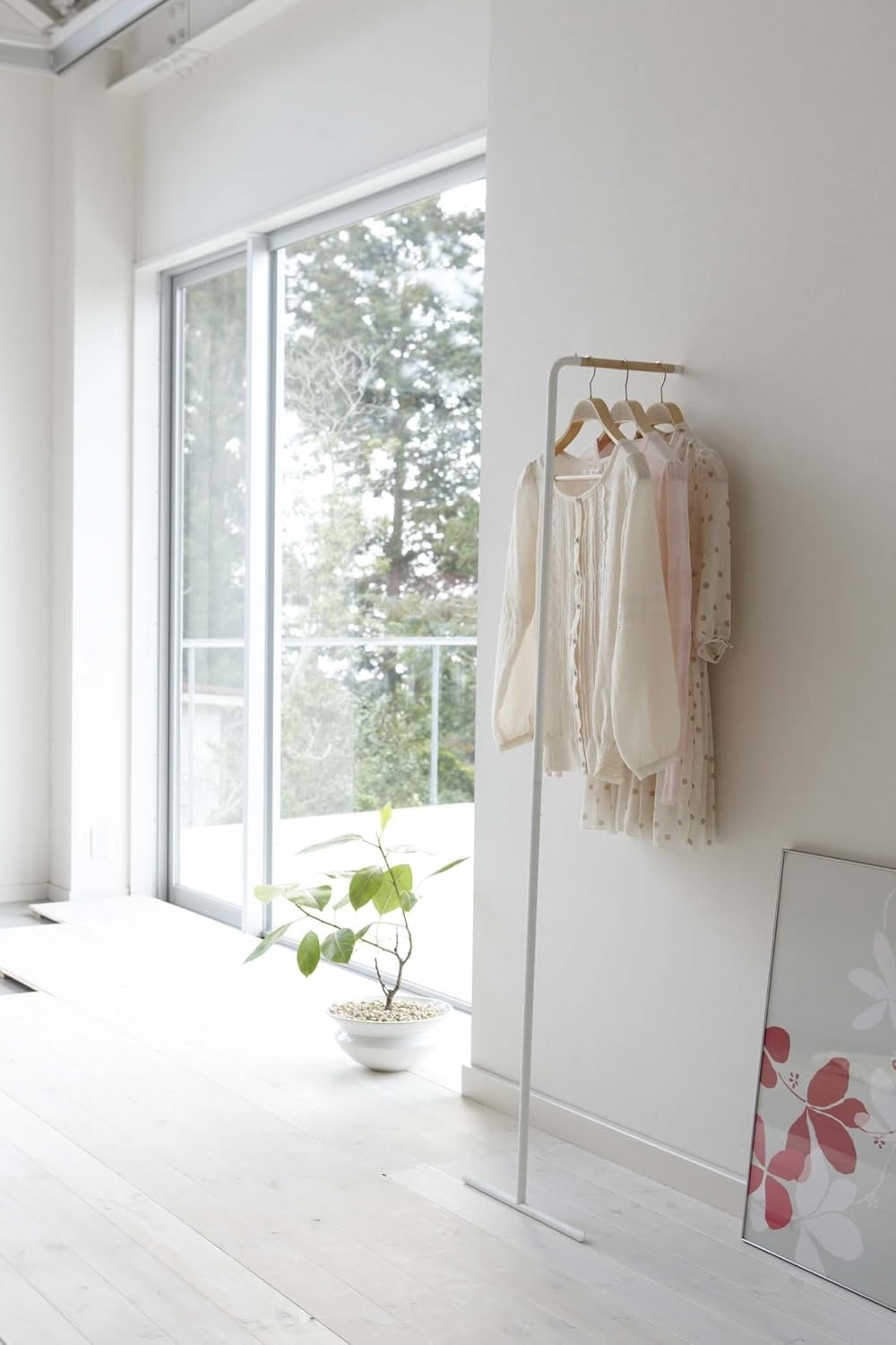 image:imageYAMAZAKI Home Leaning Slim Coat Hanger Clothes Rack Space Saving Steel One Size WhiteWhite