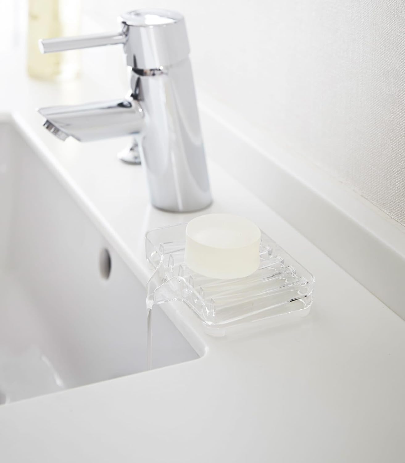 image:imageYAMAZAKI Home Veil SelfDraining Soap Tray Sink Counter Holder Dish AcrylicClear