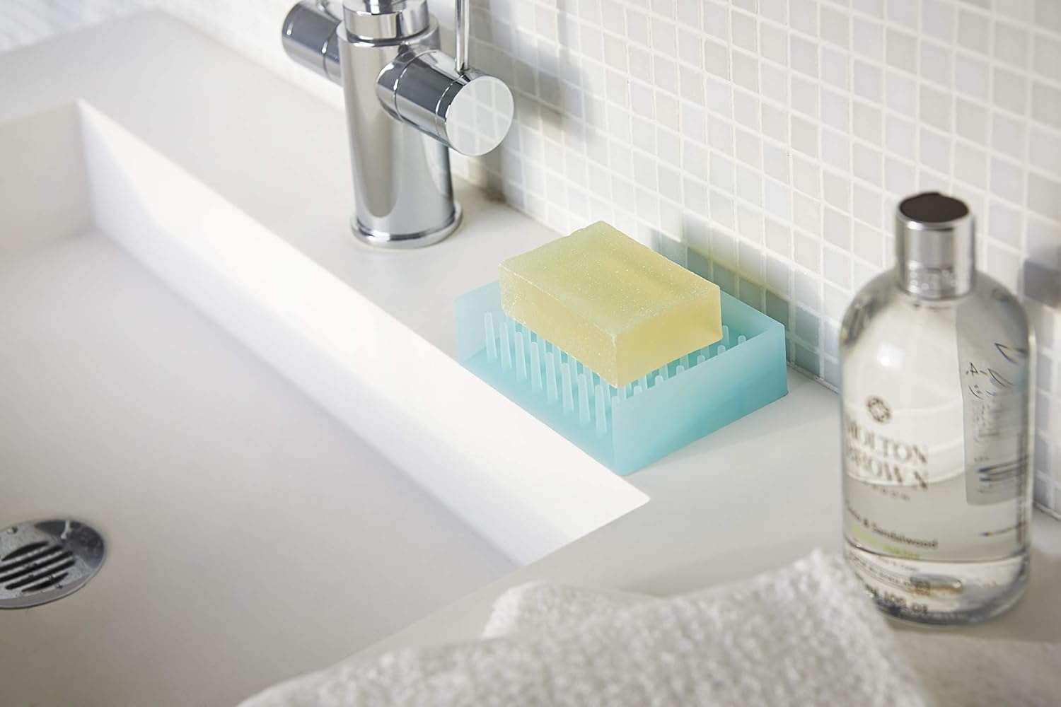 image:imageYamazaki Home Self Draining Soap Tray Floating Holder Dish for Sink Silicone No Assembly ReqBlue