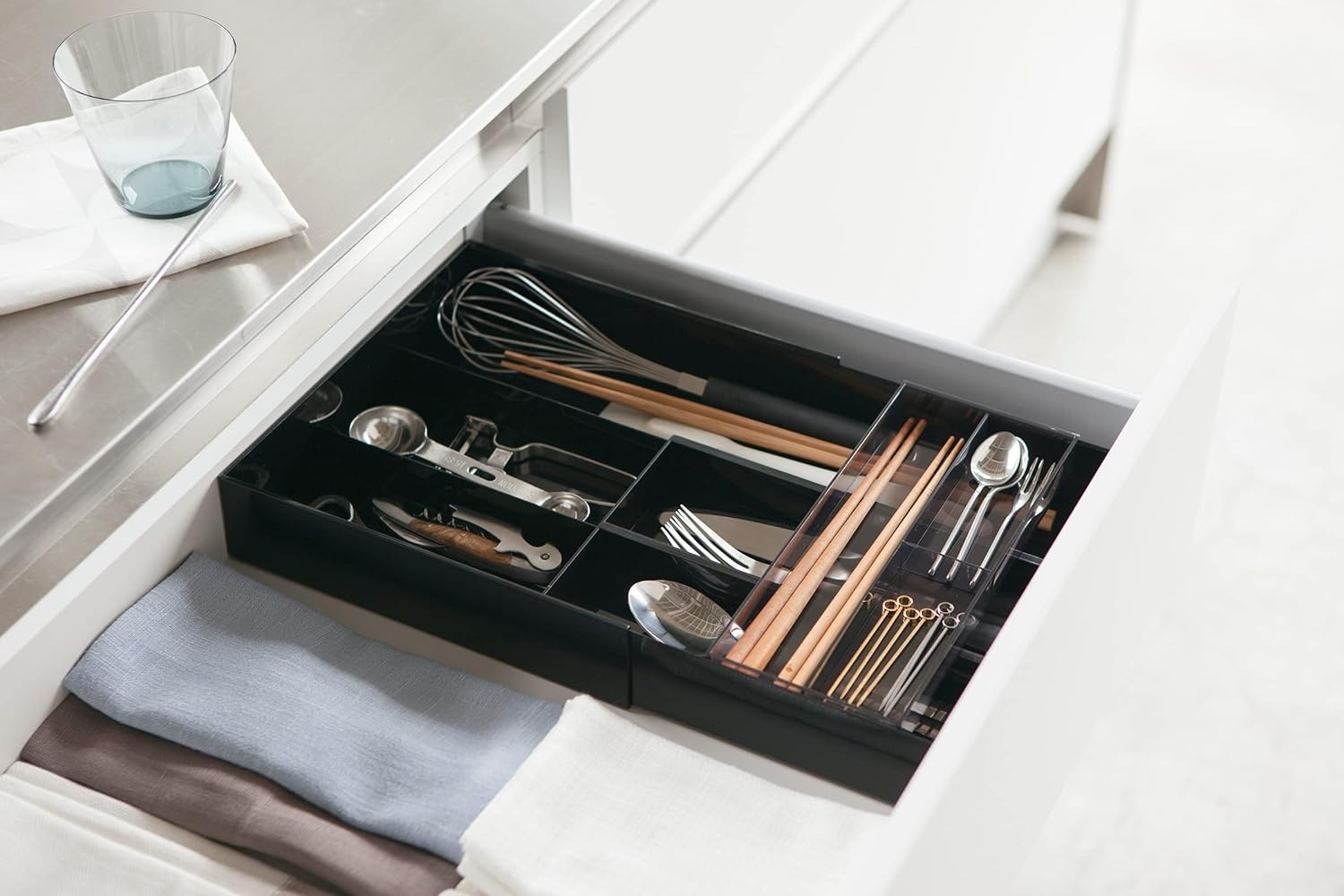 image:imageYAMAZAKI Home Tower Cutlery Drawer Organizer Kitchen Silverware Utensil Storage Tray Expandable Ii Abs PlasticBlack
