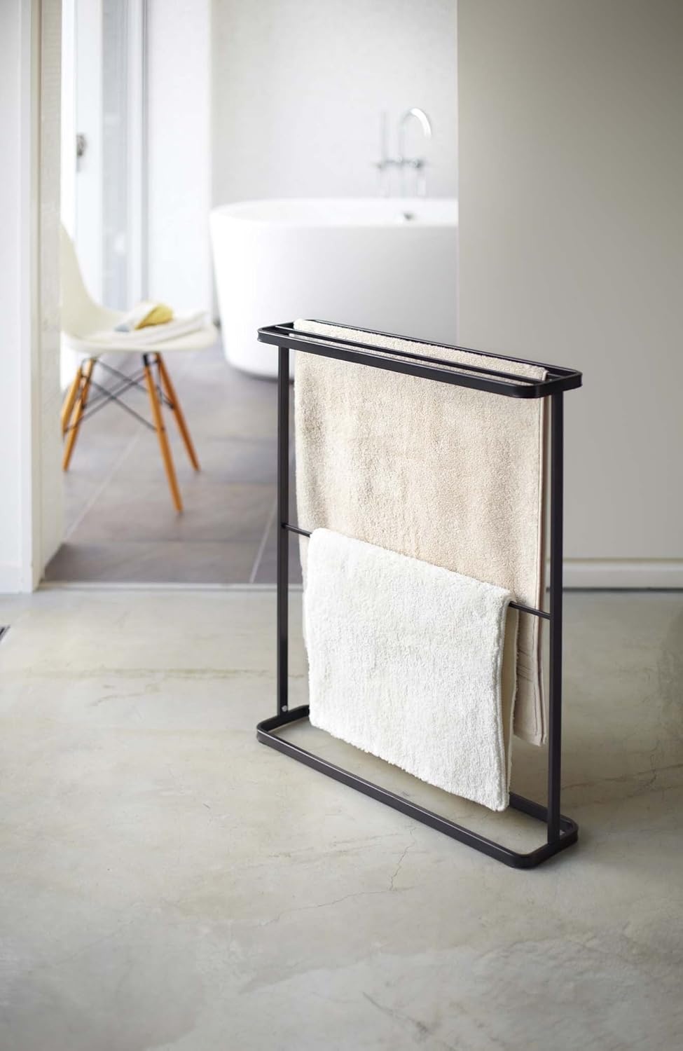 image:imageYamazaki Home Bath Towel Hanger Bathroom Organizer Storage Holder Dry Rack Steel One Size WhiteBlack