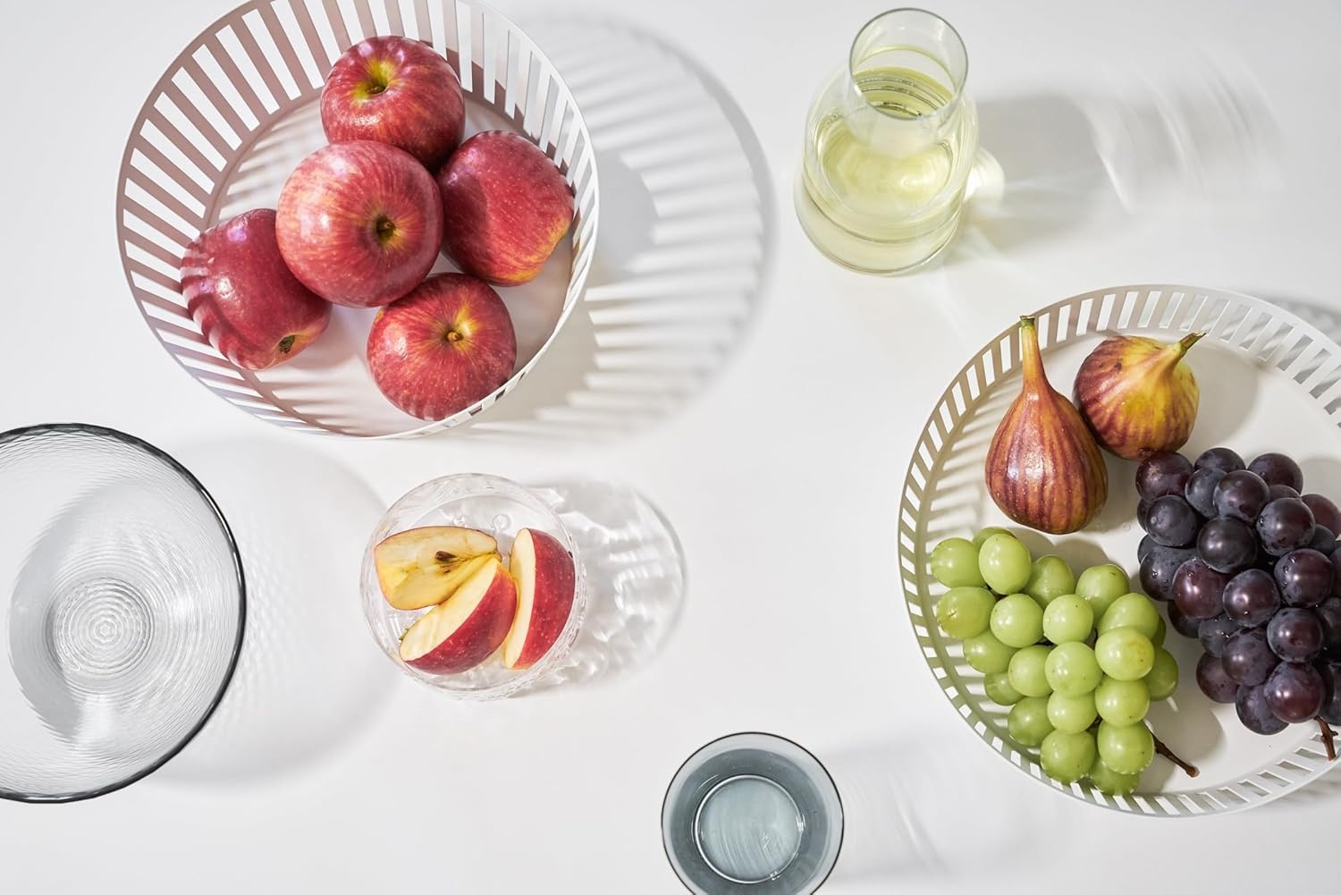 image:imageYamazaki Home Tower Striped Steel Fruit Basket Kitchen Storage Produce Holder WhiteWhite